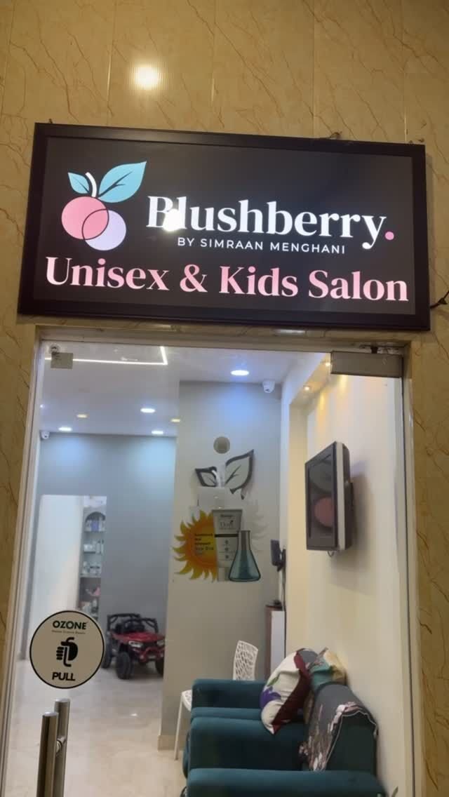 Waxxxx …..
#treandingreels #reelinstagram❤️ #salon #lucknow #treandingreels